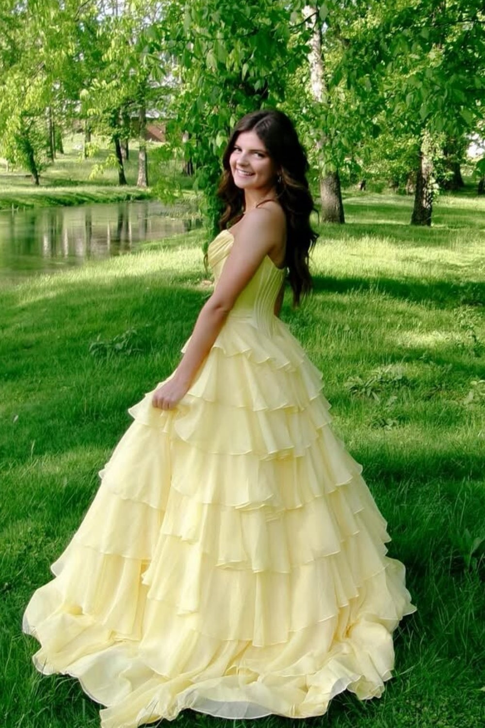 Ruffle Sweetheart Lace Ruched Prom Dress with Slit in Blue