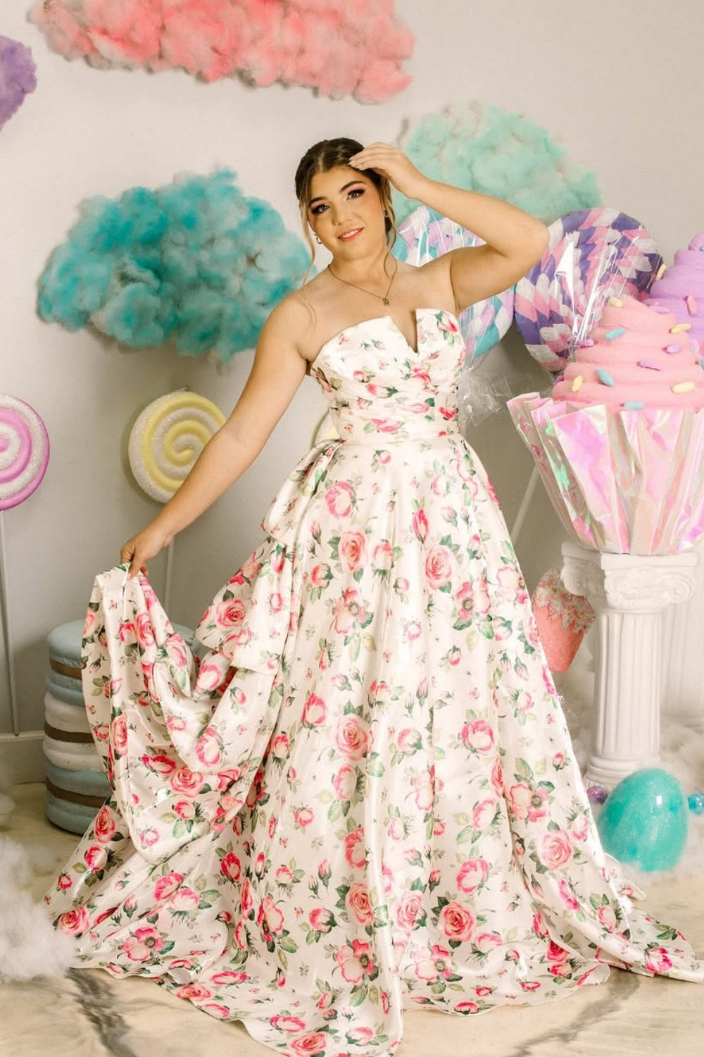 V-neck Lace-up A-line Ruffle Prom Dress in Floral