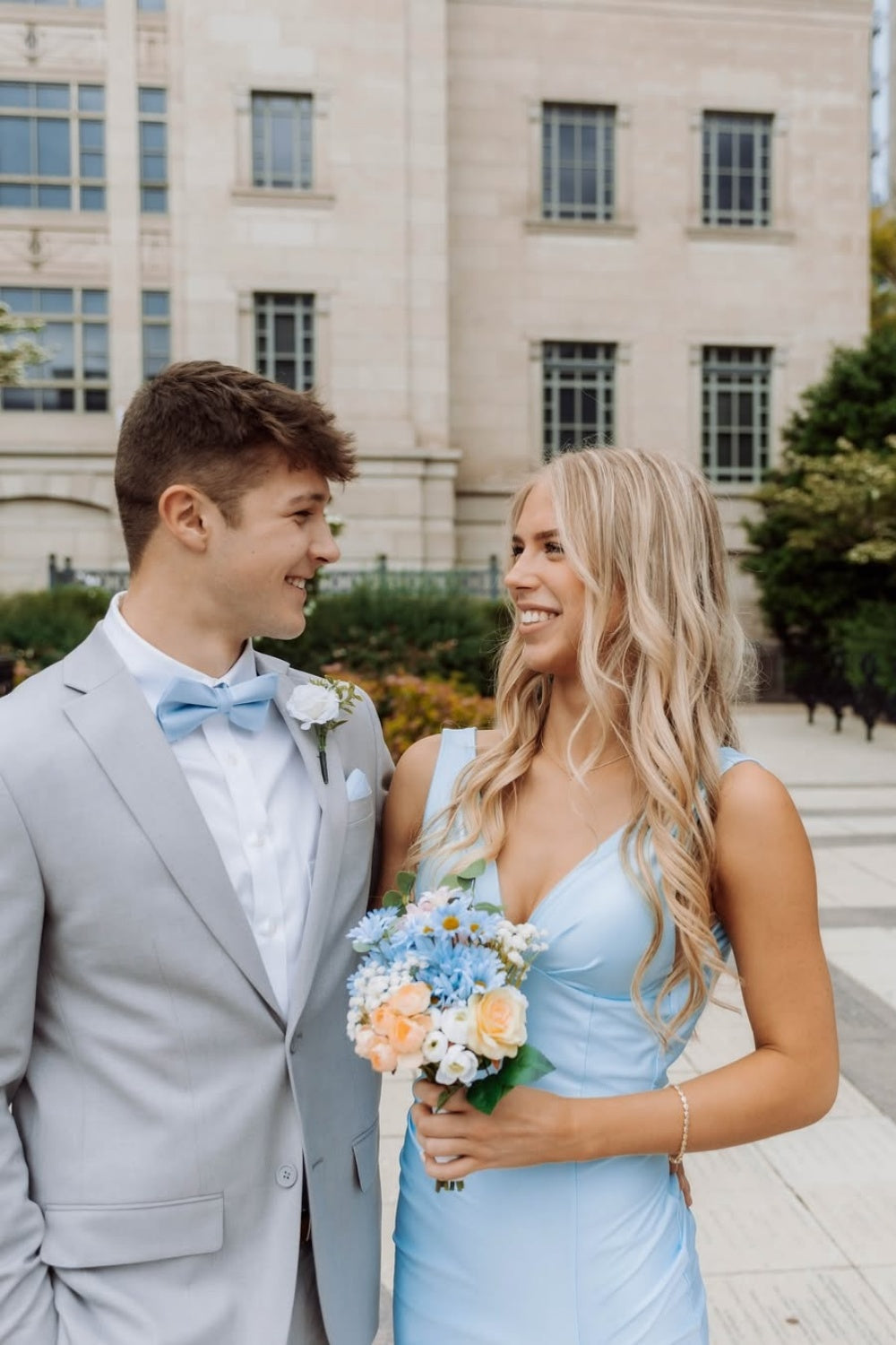 V-neck Ruched Fitted Homecoming Dress with Train in Light Blue