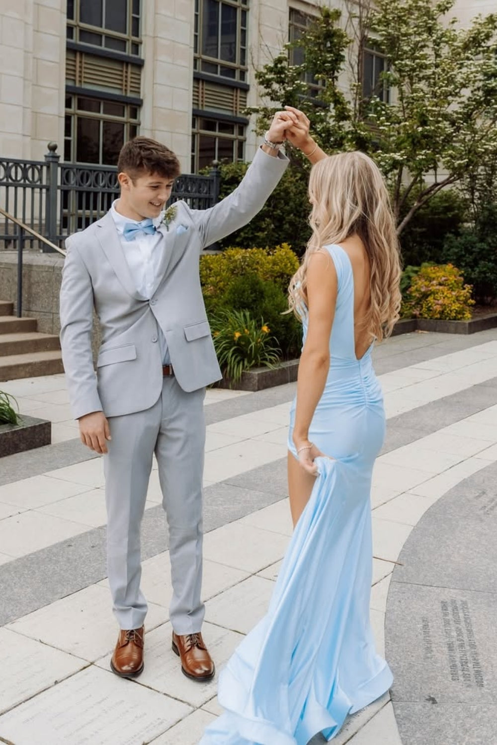 V-neck Ruched Fitted Homecoming Dress with Train in Light Blue