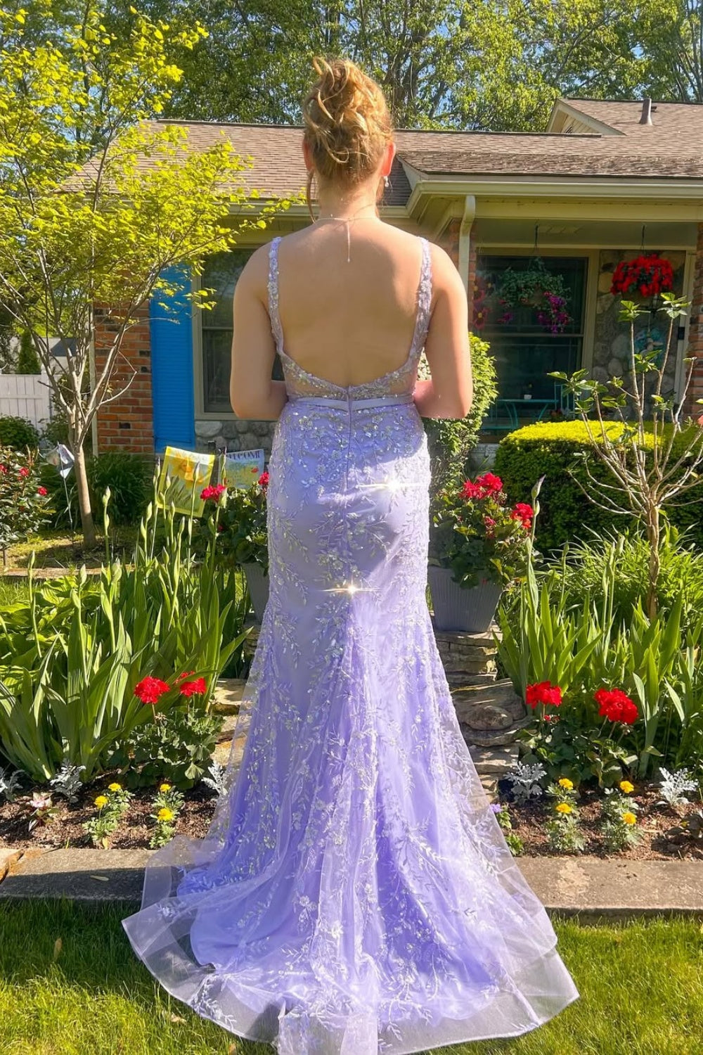 Mermaid Straps Lace Applique Sequin Prom Dress in Lavender