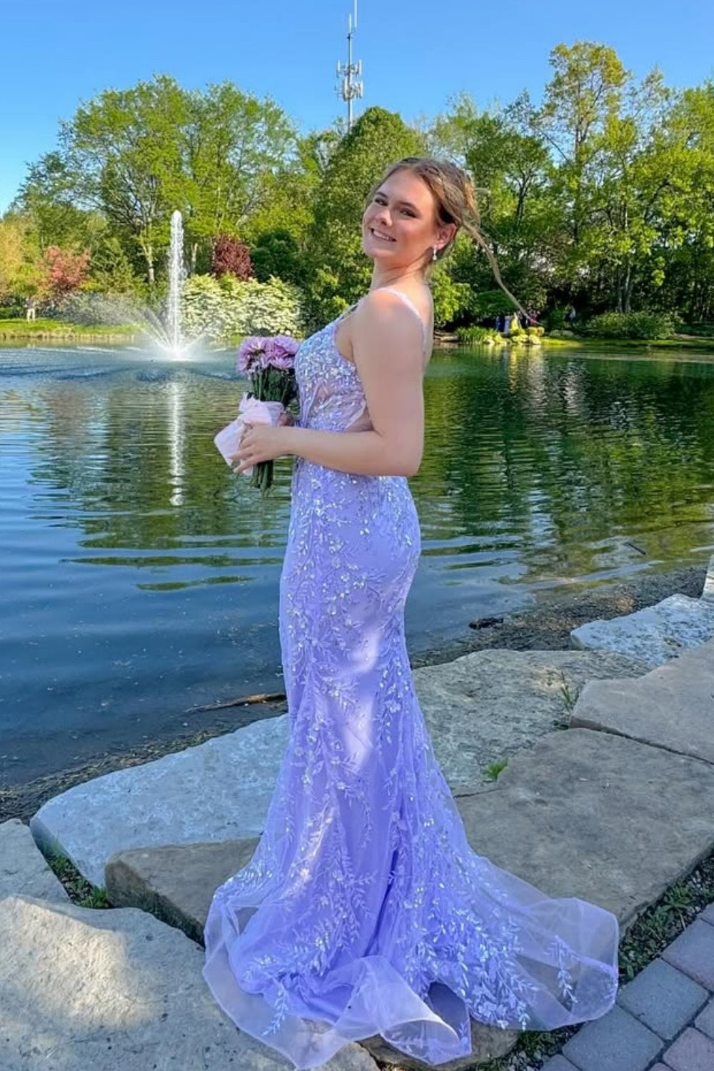 Mermaid Straps Lace Applique Sequin Prom Dress in Lavender