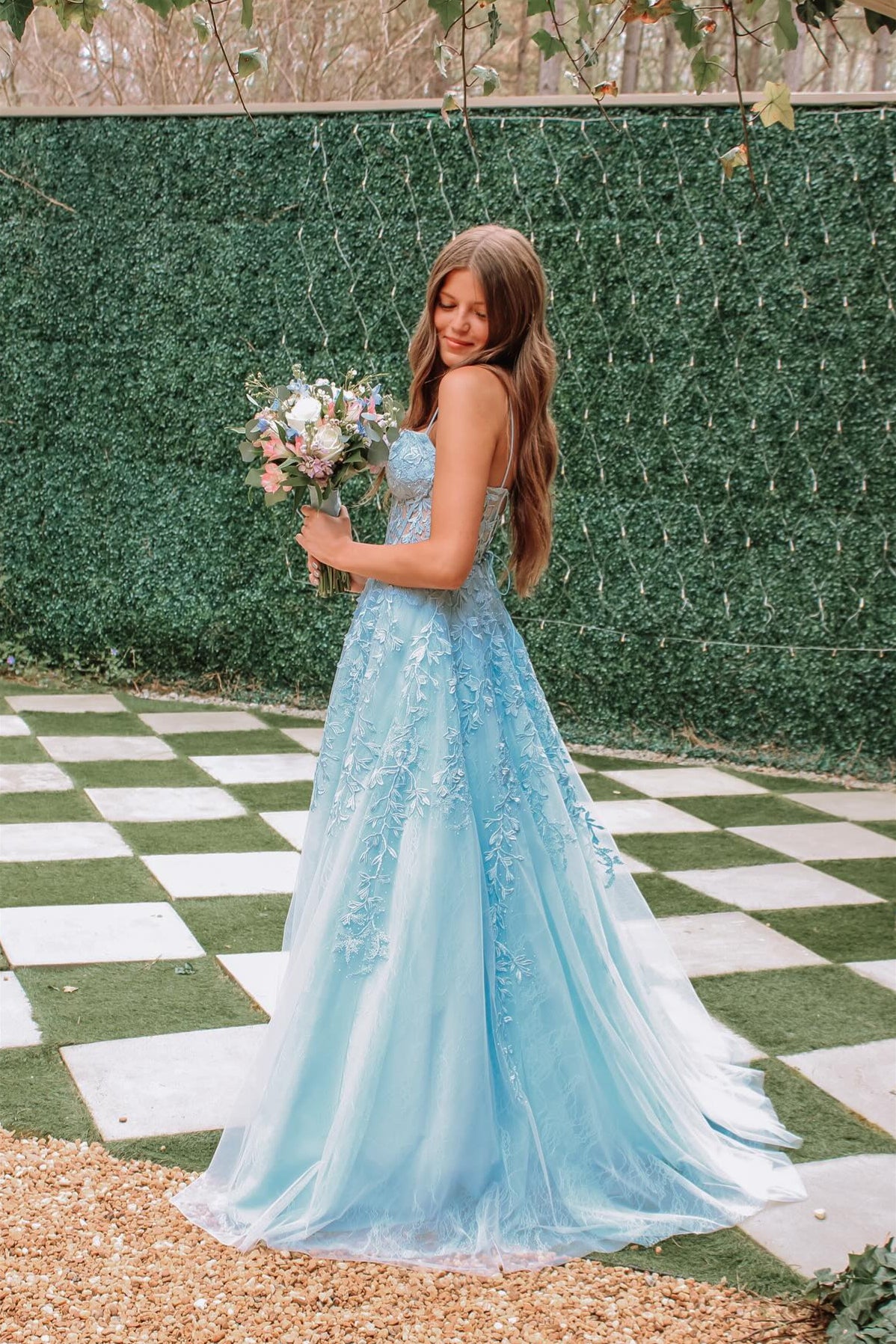 Lace Applique A-line Sapghetti Strap Lace-up Prom Dress in Blue