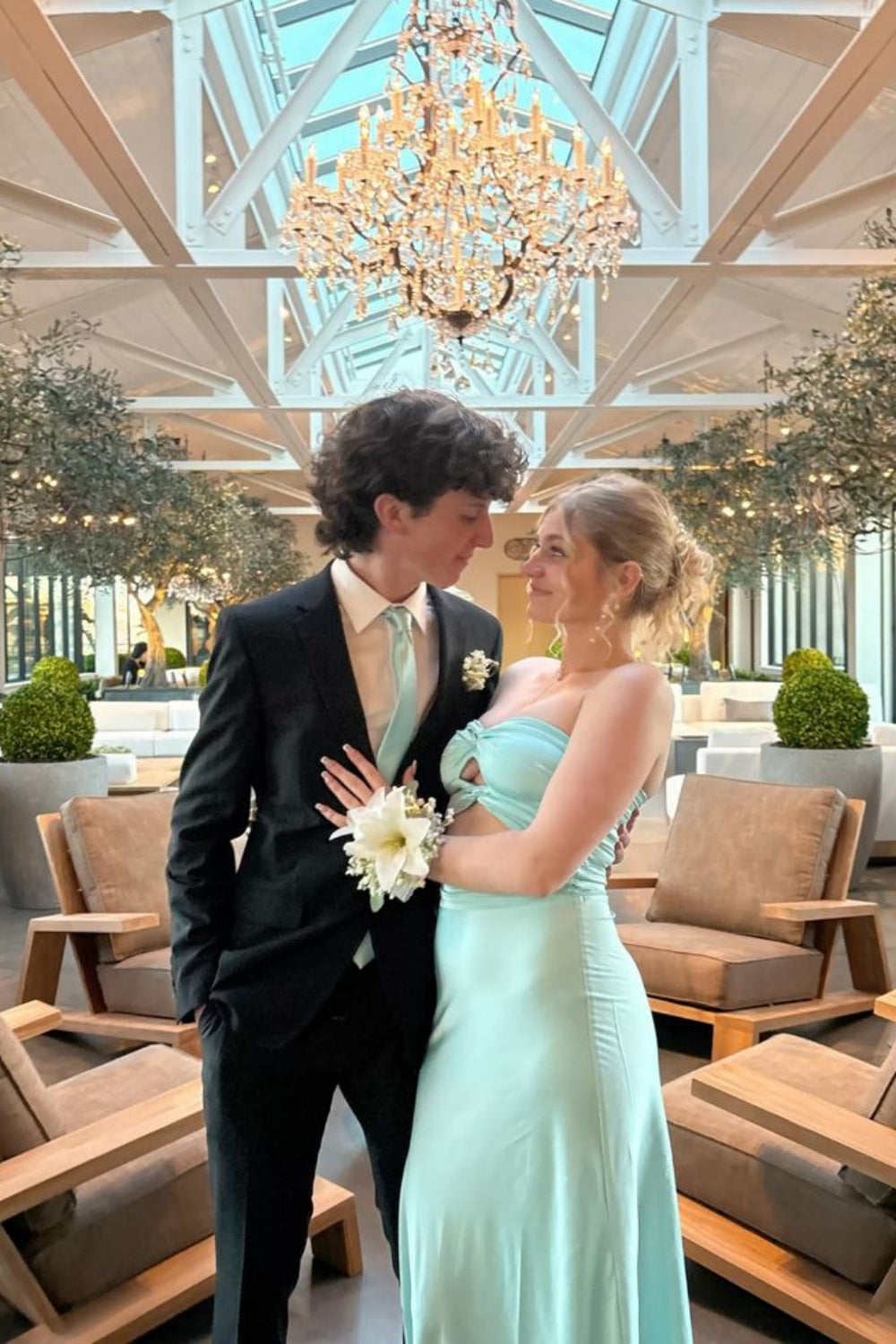 Keyhole Strapless Mermaid Prom Dress in Aqua