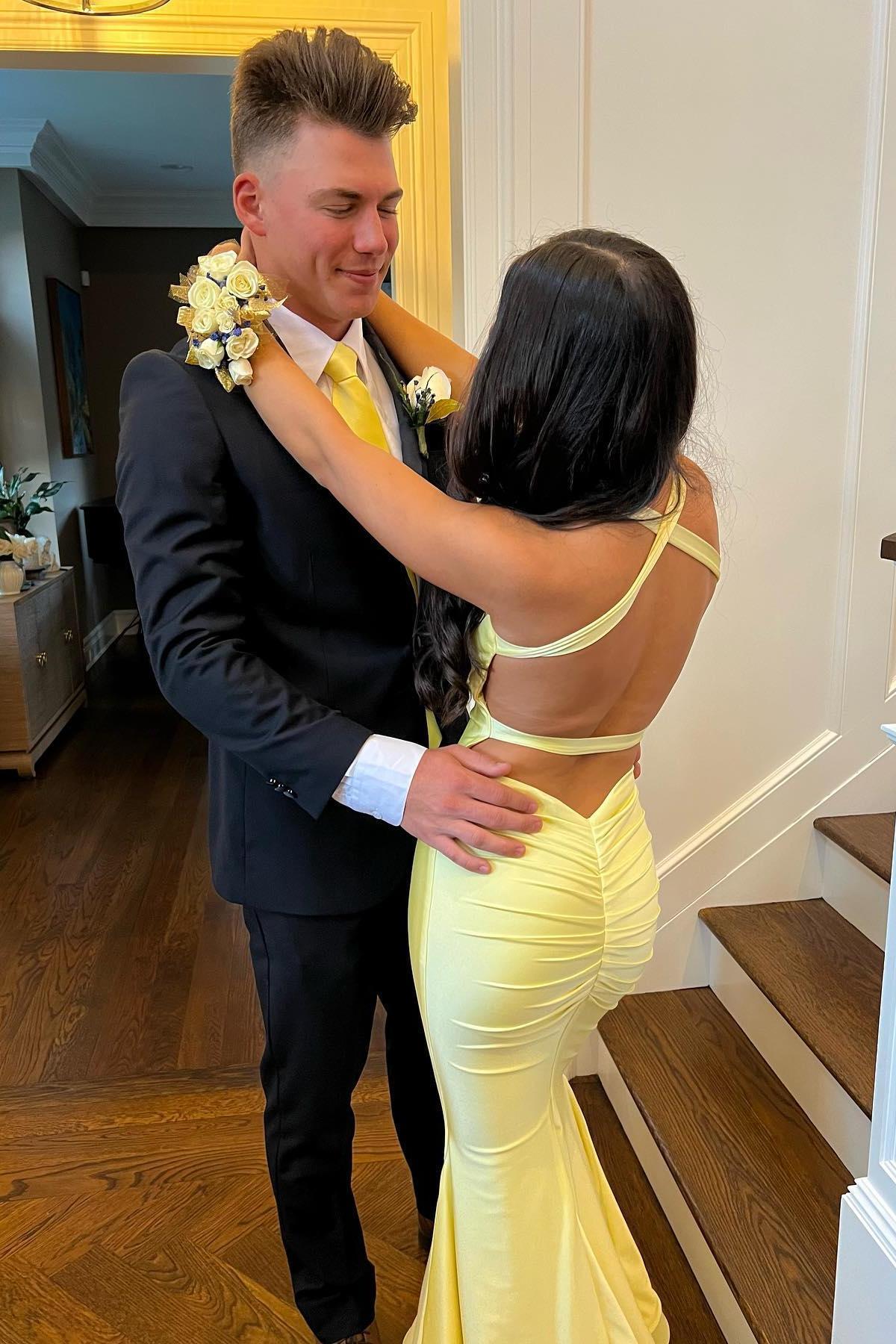 Mermaid Lace-up Back Prom Dress in Yellow