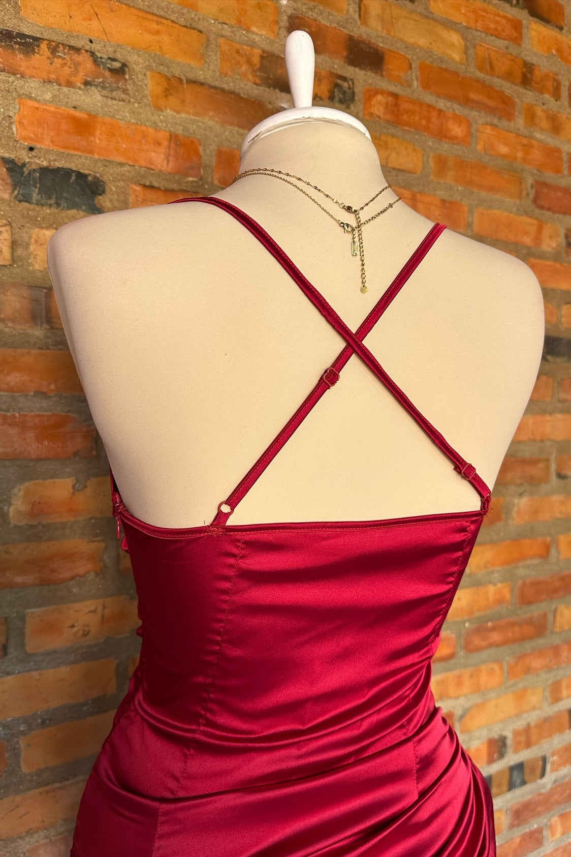 Fitted Ruched Spaghetti Strap Lace-up Back Homecoming Dress in Red