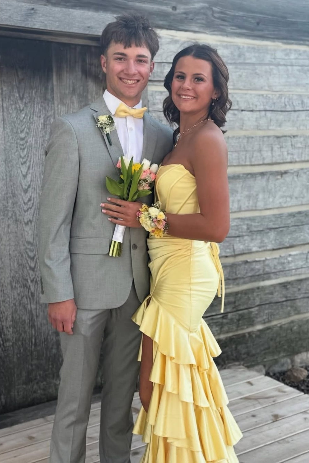 Strapless Mermaid Ruffle Lace-up Prom Dress in Yellow