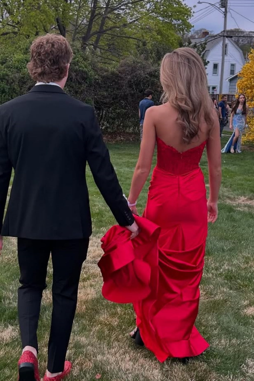 Lace Appliques Strapless Mermaid Prom Dress with Slit in Red