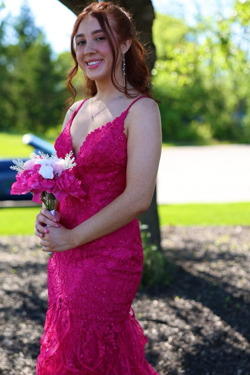 Lace Appliques V-neck Mermaid Prom Dress with Ruffle in Fuchsia