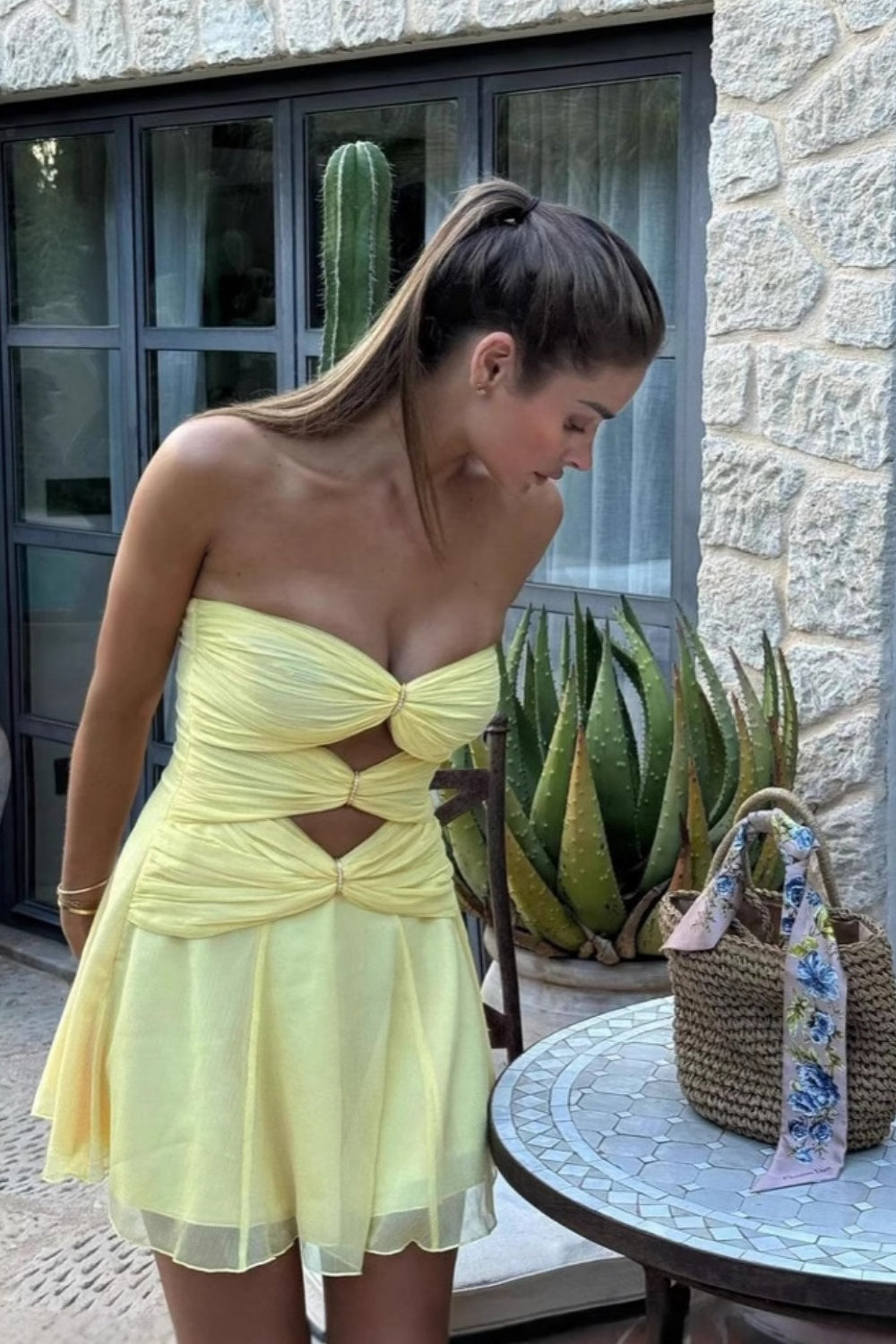 Strapless Keyhole A-line Ruched Homecoming Dress with Pearl in Yellow