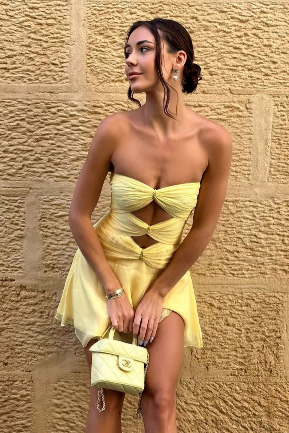 Strapless Keyhole A-line Ruched Homecoming Dress with Pearl in Yellow