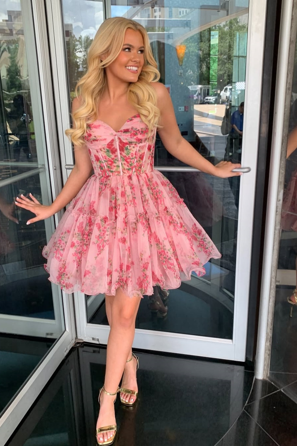 Floral Print A-line Homecoming Dress with Ruffle in Pink