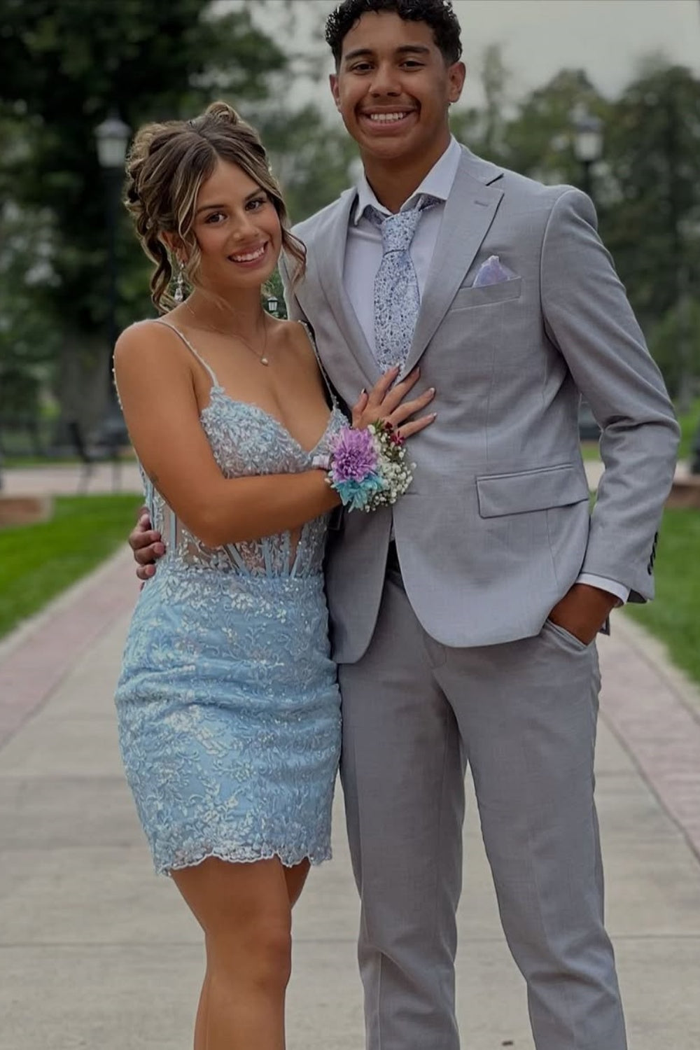 Spaghetti Straps Lace Appliques Fitted Homecoming Dress in Blue