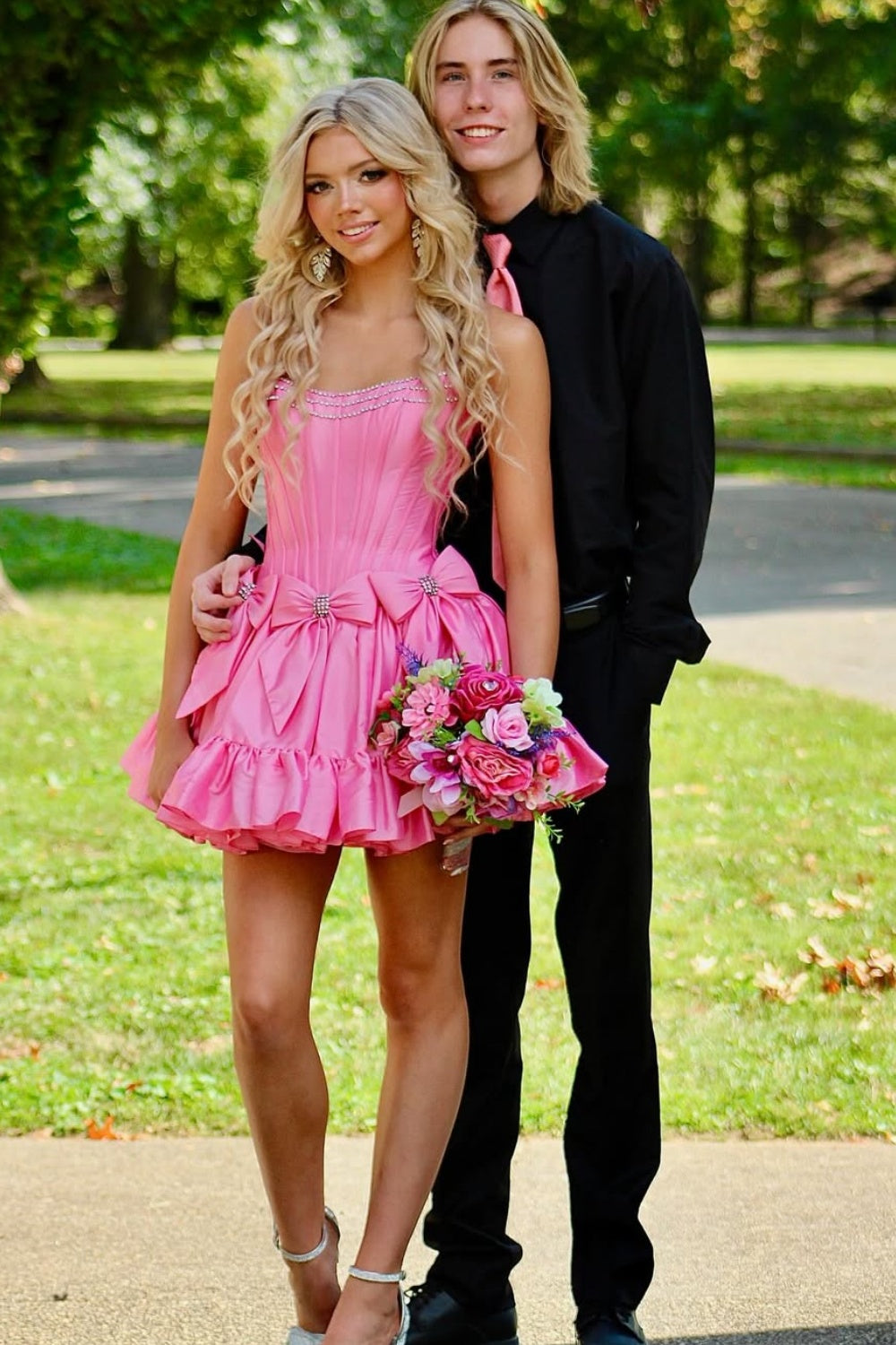 Bow Strapless A-line Ruffle Homecoming Dress with Pearl in Pink