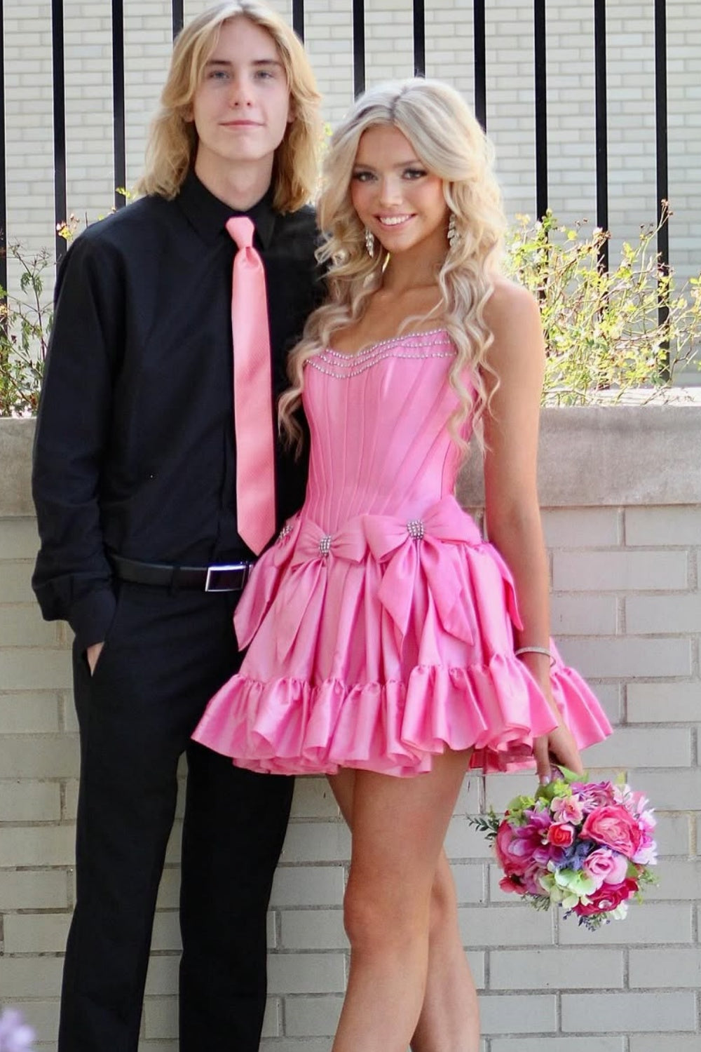 Bow Strapless A-line Ruffle Homecoming Dress with Pearl in Pink