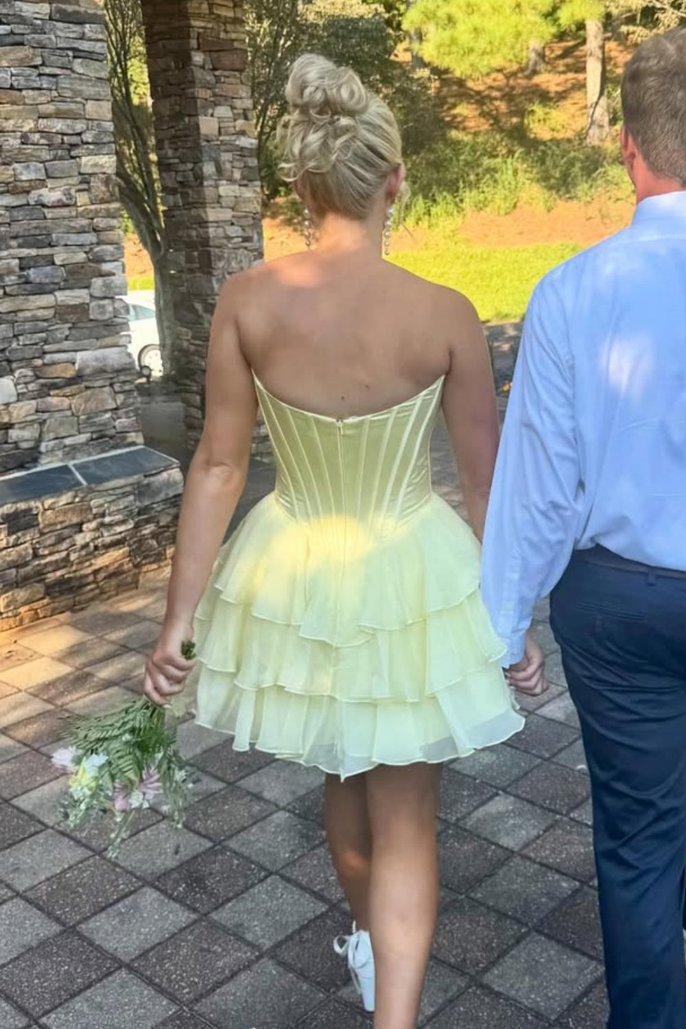 Lace Appliques Sweetheart A-line Ruffle Homecoming Dress in Yellow
